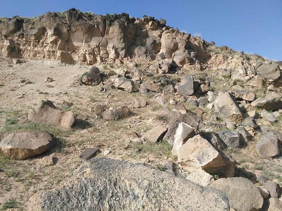 پوکه معدنی 09188778385