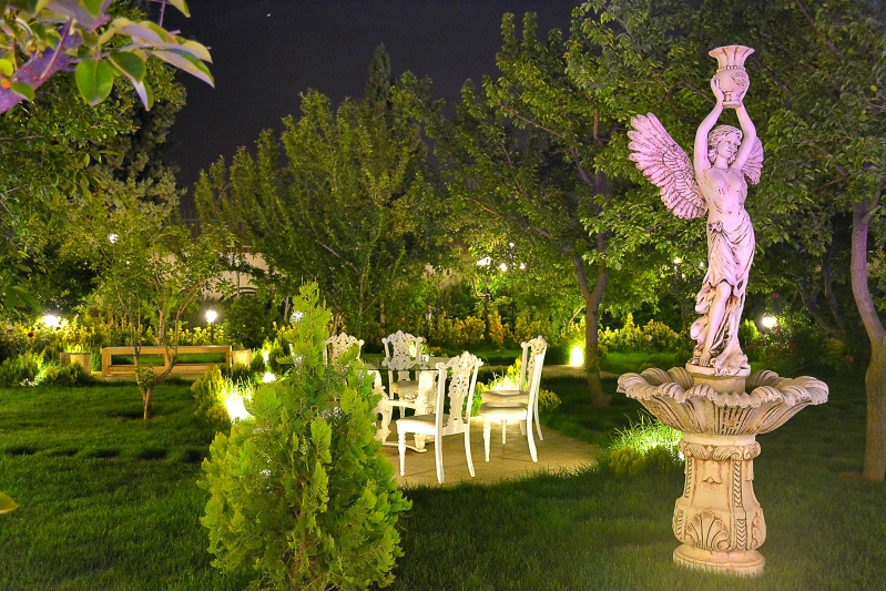 باغ تالار قصرر مژگان