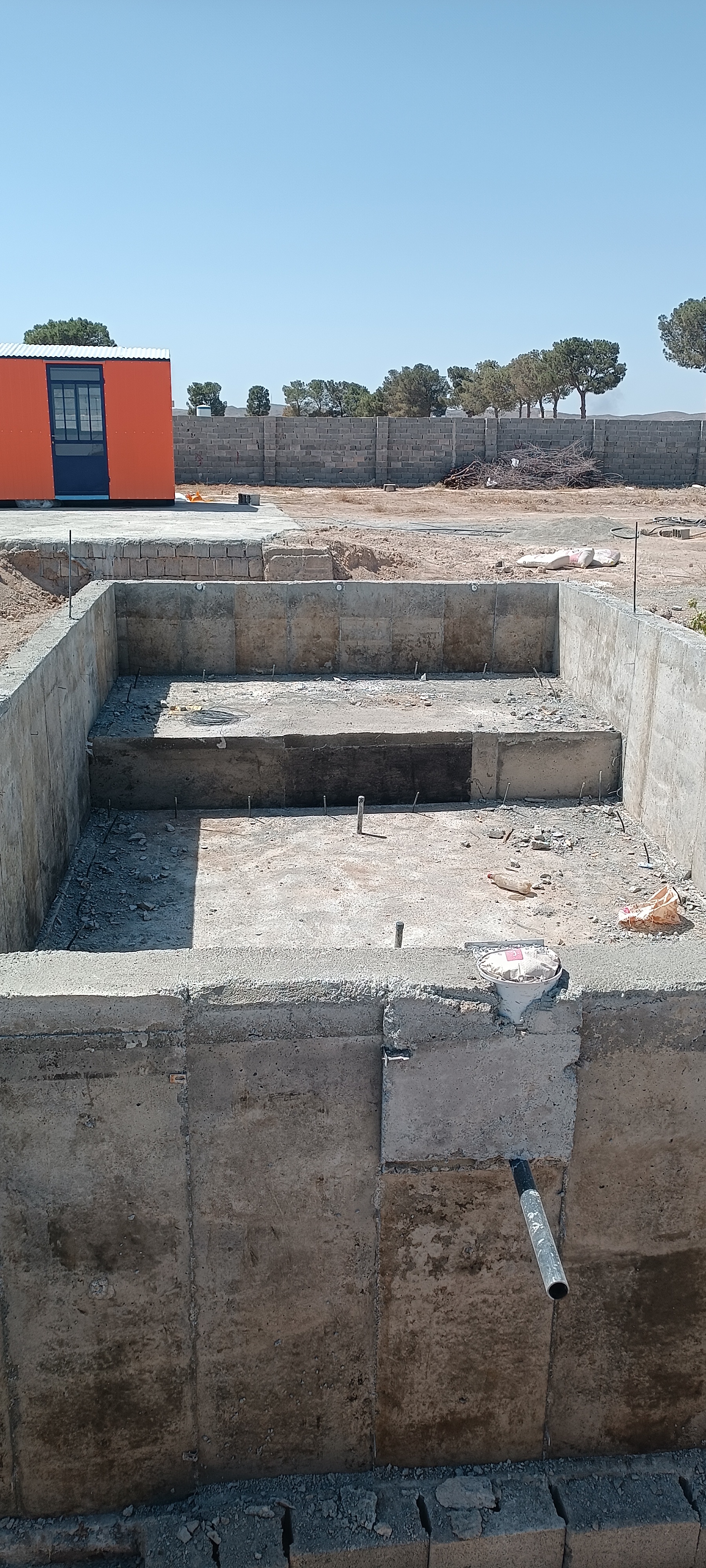 اجرای فونداسیون سوله استخر  عکس شماره 2