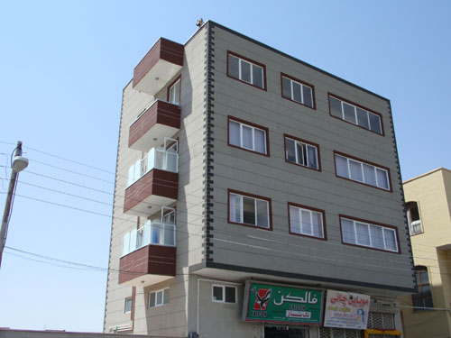 استاد بنا با سی سال تجربه کار عکس شماره 2