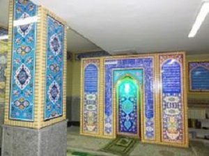 محراب چوبی نمازخانه