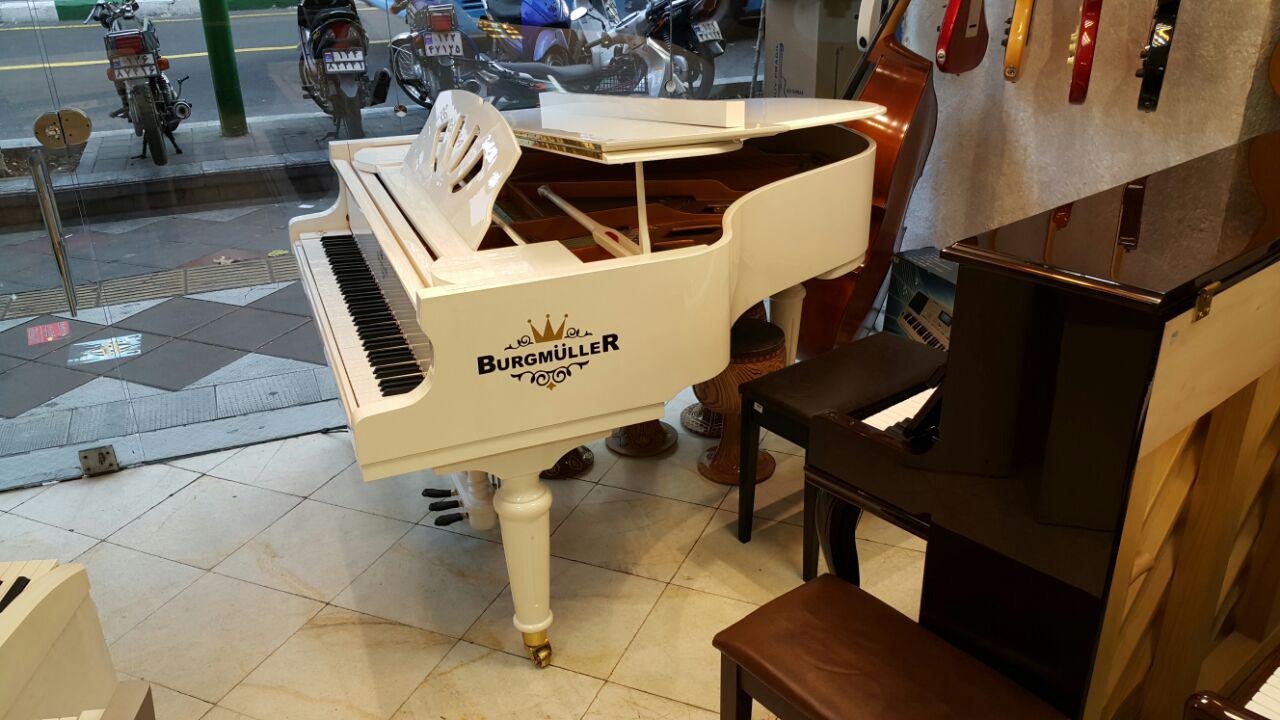 فروش  پیانو آکوستیک گرند برگمولر(burgmuller GP170) عکس شماره 3