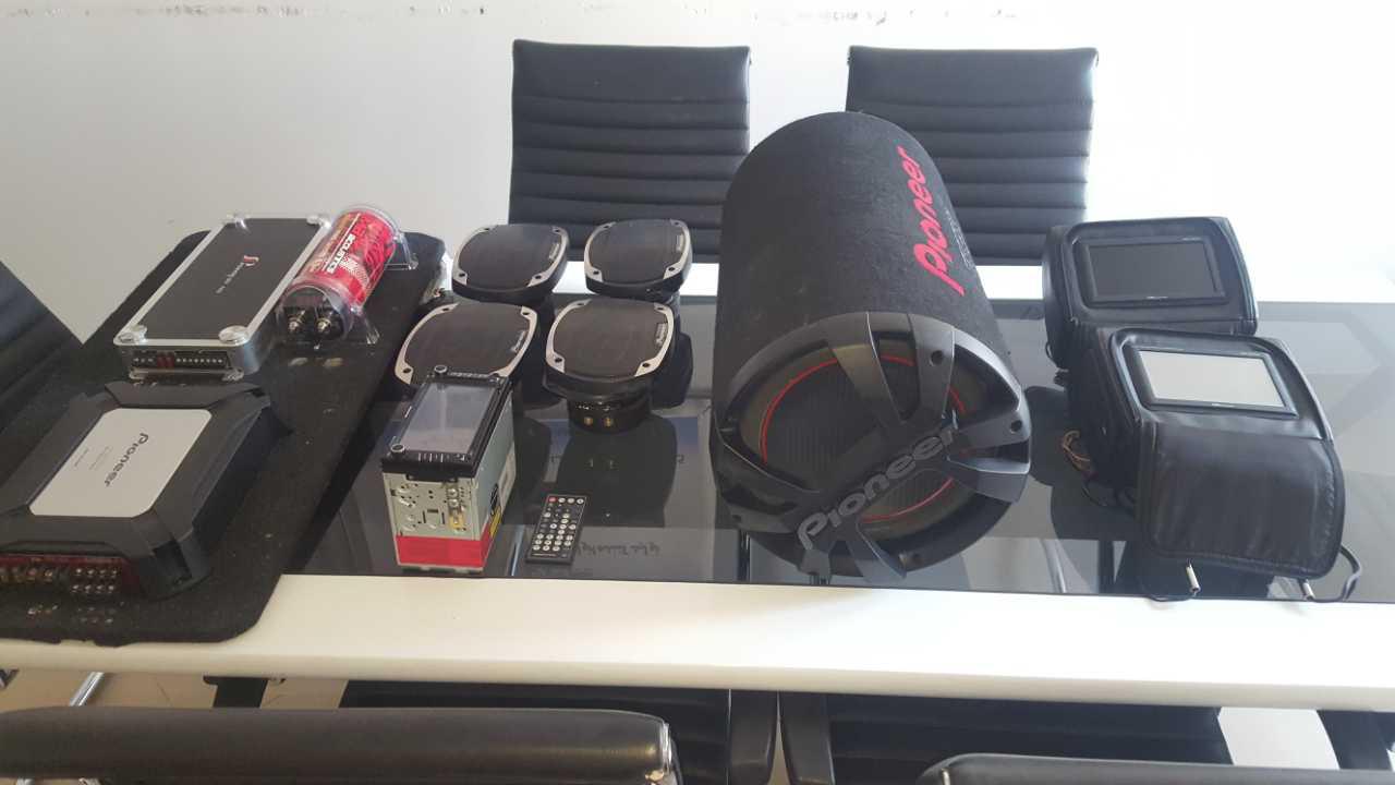 سیستم صوتی فوق حرفه ای