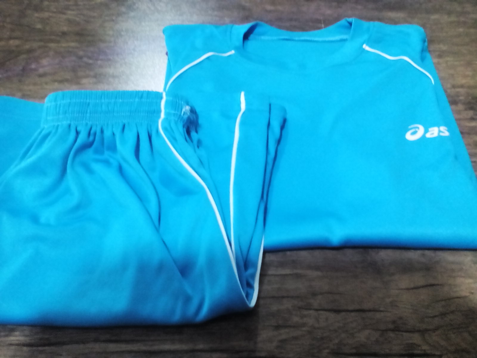 تیشرت و شورت ورزشی asics 