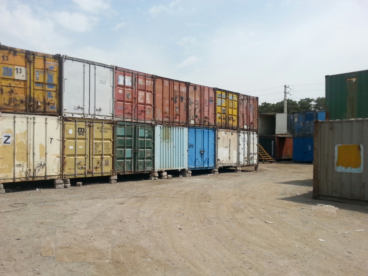 نگهداری لوازم منل و کالا در کانتینر 