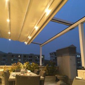 سایبان بازویی و سقف برقی متحرک