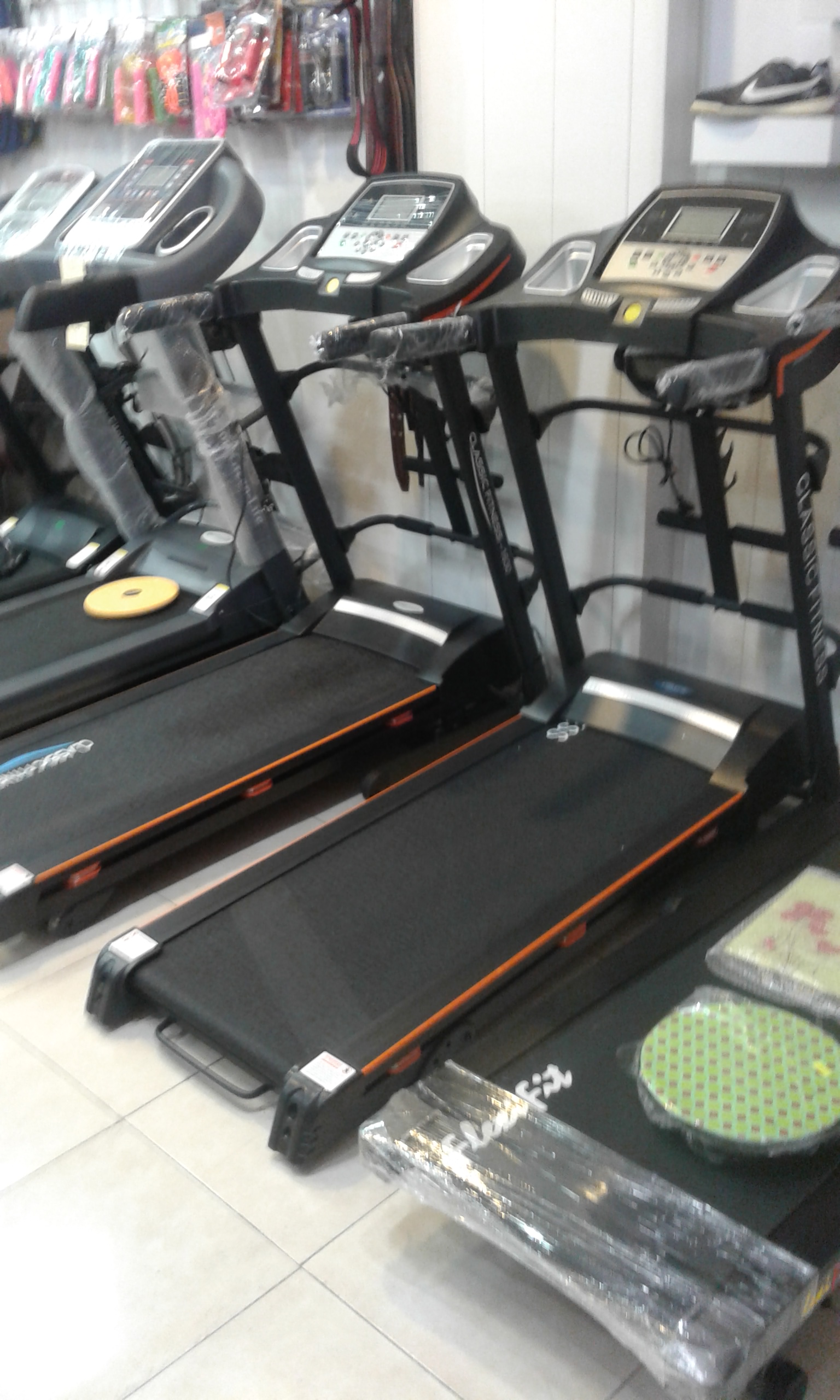 تردمیل classic fitness