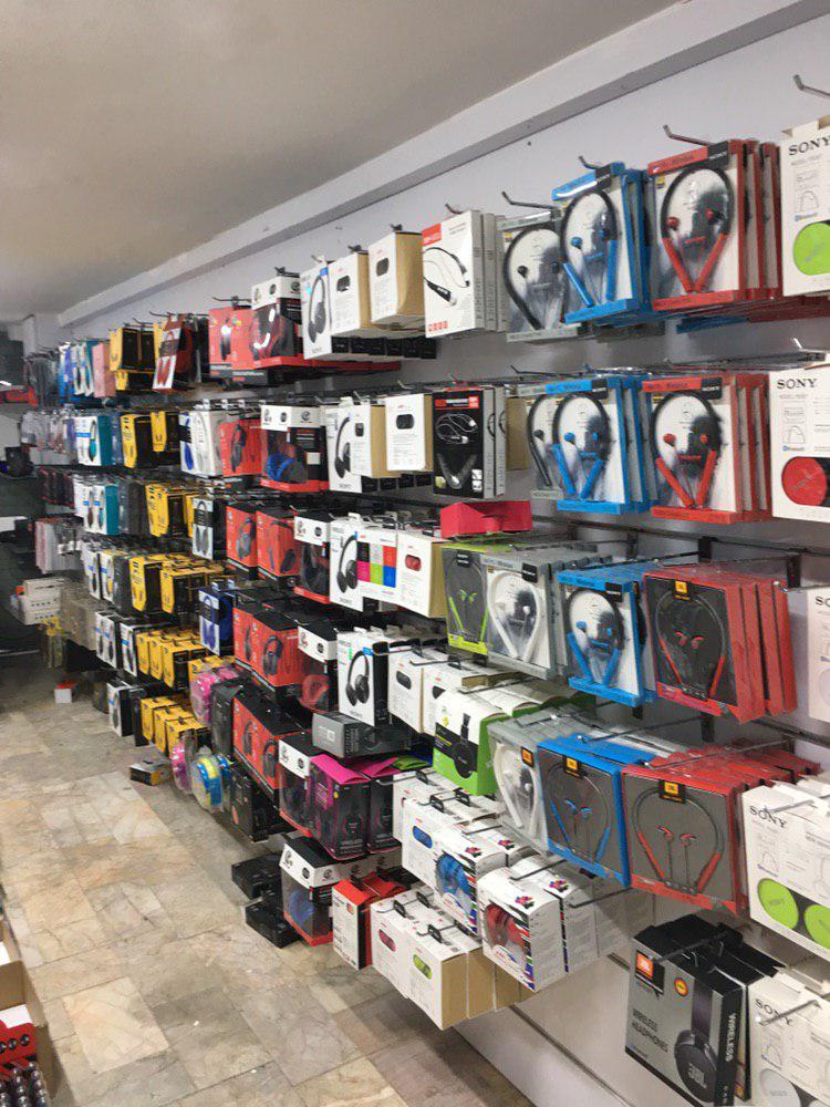 فروش لوازم جانبی موبایل و کامپیوتر